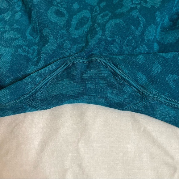 Gymshark Adapt Animal Seamless Leggings Size Small Blue - Picture 4 of 7